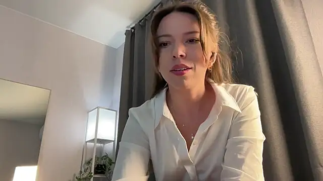 Victoria1Love online show from April 19, 6:10 pm