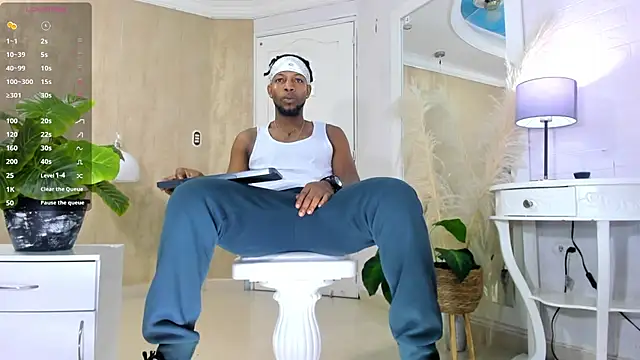 RicoBrown777  online show from May 17, 3:59 am