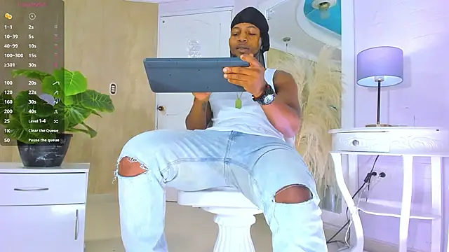 RicoBrown777  online show from June 9, 4:02 am