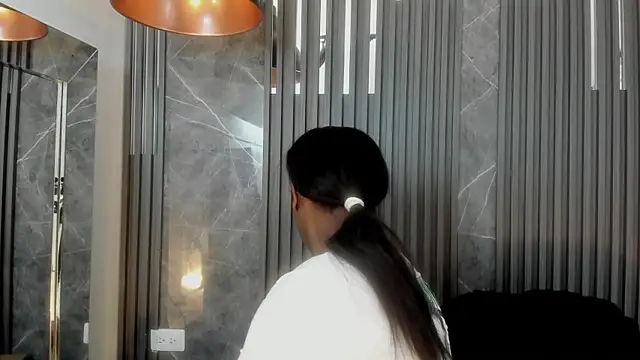 Snapshot of SaraiEvans chatting on February 12, 3:07 am SaraiEvans online show from February 12, 3:07 am