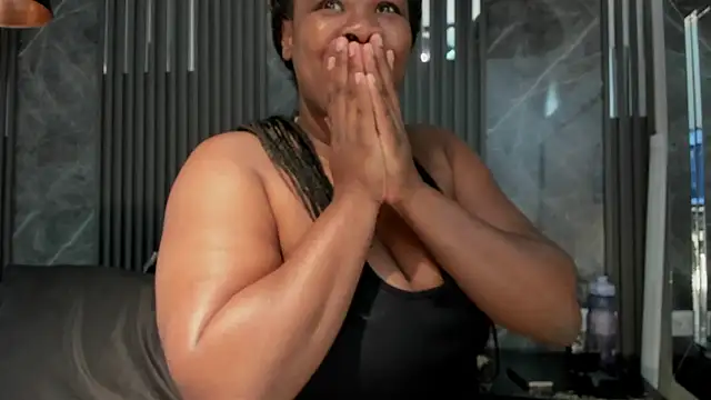 Snapshot of SaraiEvans chatting on September 12, 3:17 am SaraiEvans online show from September 12, 3:17 am