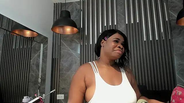 Snapshot of SaraiEvans chatting on November 14, 3:16 am SaraiEvans online show from November 14, 3:16 am