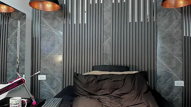 Snapshot of SaraiEvans chatting on November 21, 3:38 am SaraiEvans online show from November 21, 3:38 am