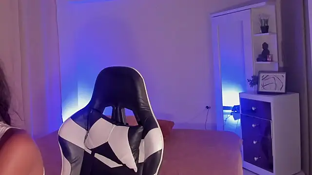 SavannahWildee online show from February 10, 6:24 pm