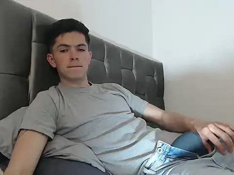 Snapshot of Eliantg chatting on September 22, 11:18 pm Eliantg online show from September 22, 11:18 pm