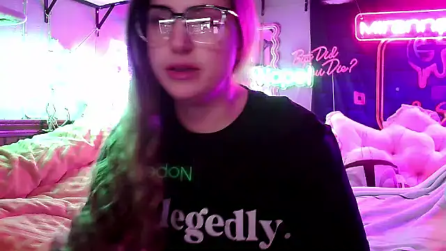 mirannacult online show from March 12, 3:57 am