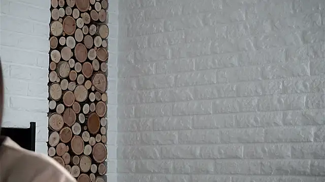 LowOncoming online show from February 5, 4:37 am