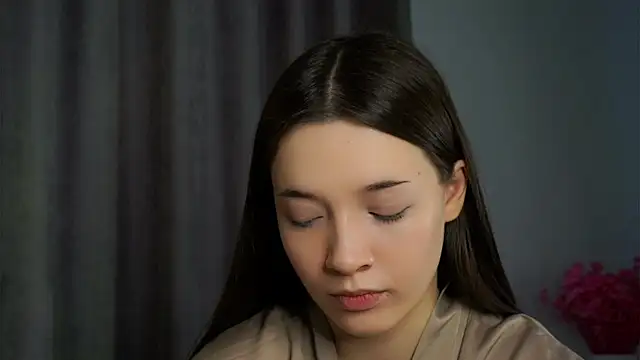 LowOncoming online show from February 12, 2:03 am