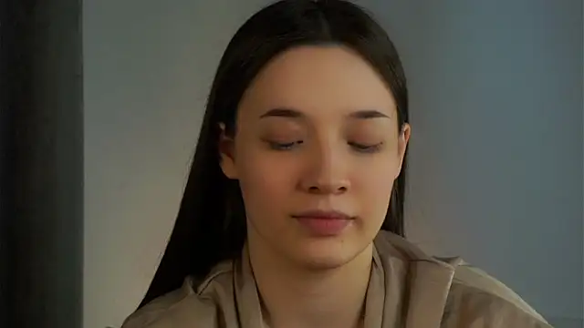 LowOncoming online show from February 22, 3:45 am