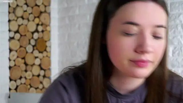 LowOncoming online show from January 9, 2:03 am