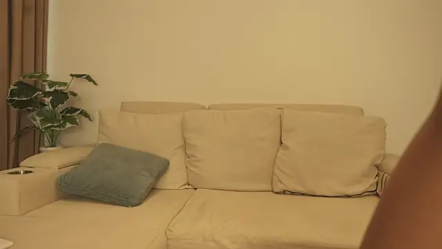 Snapshot of ValerieHill chatting on February 22, 12:38 am ValerieHill online show from February 22, 12:38 am