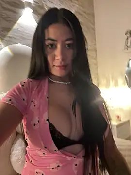  MadiLee  online show from February 28, 9:33 pm