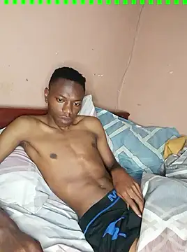 Snapshot of fireboyafrica chatting on December 9, 1:40 am fireboyafrica online show from December 9, 1:40 am