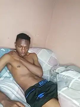 Snapshot of fireboyafrica chatting on December 22, 8:14 pm fireboyafrica online show from December 22, 8:14 pm