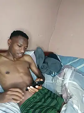 Snapshot of fireboyafrica chatting on January 8, 12:49 am fireboyafrica online show from January 8, 12:49 am