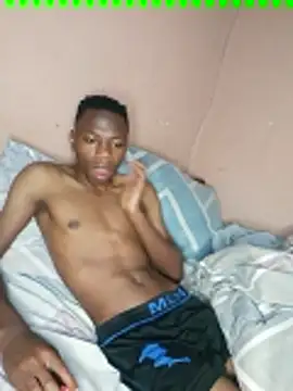 Snapshot of fireboyafrica chatting on January 10, 12:17 am fireboyafrica online show from January 10, 12:17 am