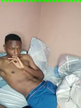 Snapshot of fireboyafrica chatting on January 15, 12:30 am fireboyafrica online show from January 15, 12:30 am