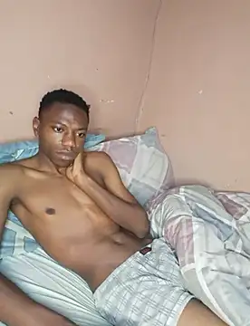 Snapshot of fireboyafrica chatting on January 29, 12:33 am fireboyafrica online show from January 29, 12:33 am