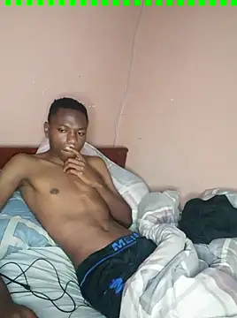 Snapshot of fireboyafrica chatting on February 15, 12:37 am fireboyafrica online show from February 15, 12:37 am