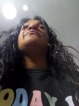 Michelle Brito1 online show from March 4, 12:44 pm