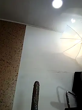 Michelle Brito1 online show from March 12, 12:15 pm