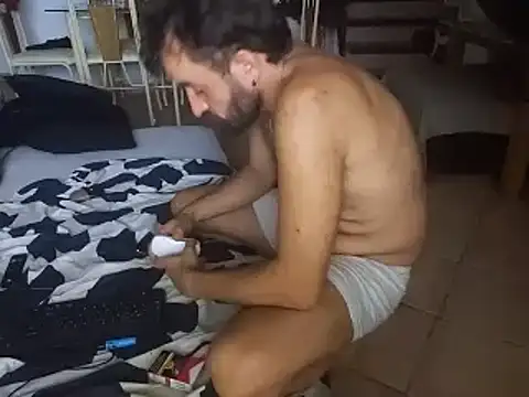 FJcouple online show from October 6, 7:22 pm