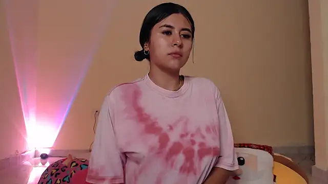 Snapshot of _maiahairy_ chatting on December 26, 11:03 pm maiahairy online show from December 26, 11:03 pm