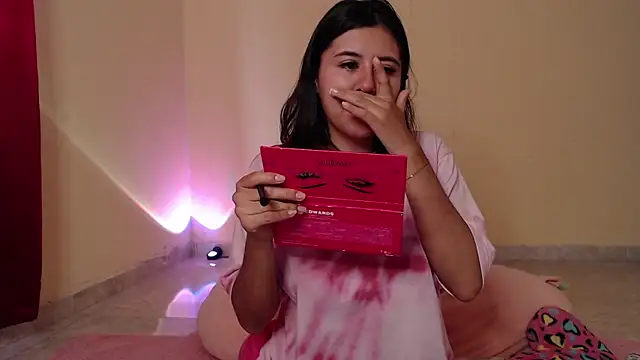 Snapshot of _maiahairy_ chatting on January 29, 1:17 pm maiahairy online show from January 29, 1:17 pm