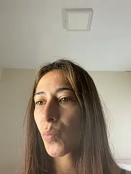 SOFIASWEETSECRETT online show from August 3, 8:02 am