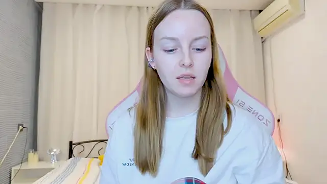 Wild  flowers online show from October 18, 4:19 pm