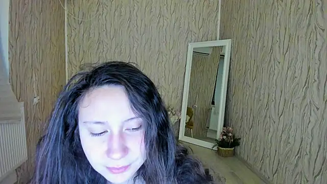 AishaRouhi online show from January 13, 5:23 am