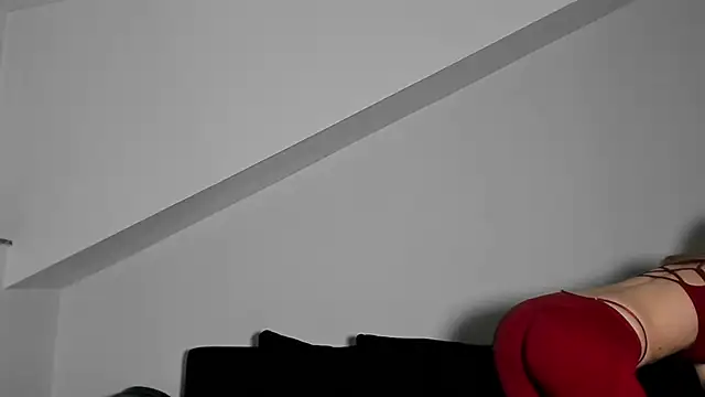 laurasommer online show from March 11, 6:14 pm