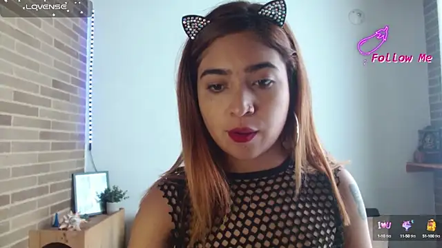 helenacyruss online show from March 13, 7:39 pm