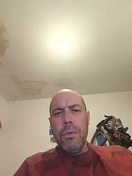Snapshot of veryverybigdick45 chatting on May 21, 10:28 pm veryverybigdick45 online show from May 21, 10:28 pm
