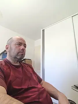 Snapshot of veryverybigdick45 chatting on May 22, 10:32 am veryverybigdick45 online show from May 22, 10:32 am