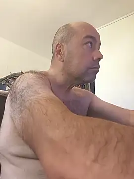 Snapshot of veryverybigdick45 chatting on May 24, 9:25 am veryverybigdick45 online show from May 24, 9:25 am
