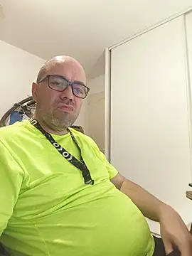 Snapshot of veryverybigdick45 chatting on May 24, 9:31 pm veryverybigdick45 online show from May 24, 9:31 pm