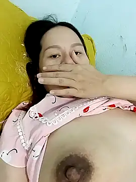 Snapshot of Baby-ladyass20 chatting on January 11, 2:41 am Baby-ladyass20 online show from January 11, 2:41 am