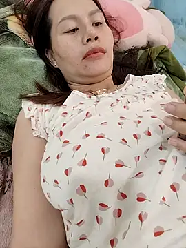 Snapshot of Baby-ladyass20 chatting on October 1, 2:06 am Baby-ladyass20 online show from October 1, 2:06 am