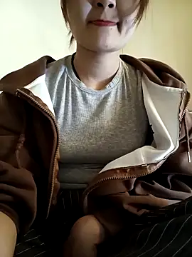 Snapshot of Girl20sexy chatting on March 23, 2:15 am Girl20sexy online show from March 23, 2:15 am