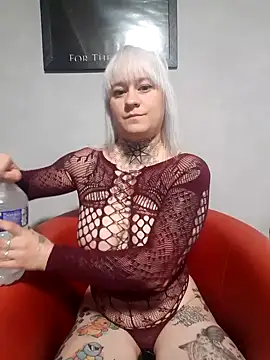 poussichienne online show from September 14, 8:46 am