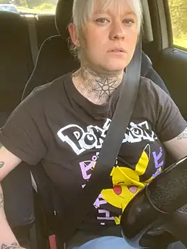 poussichienne online show from October 8, 10:24 am