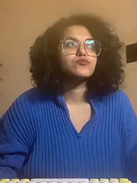 Curvydesifromgermany online show from January 28, 6:17 pm