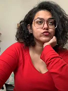 Curvydesifromgermany online show from March 20, 8:31 am