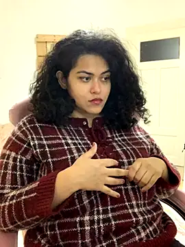 Curvydesifromgermany online show from November 3, 5:52 am