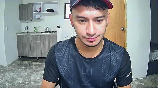 Kevin Torres online show from October 21, 9:26 pm