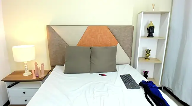 JennaCollins149 online show from December 18, 11:19 pm