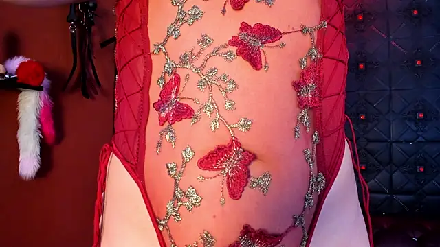 annavi  online show from November 18, 7:07 pm