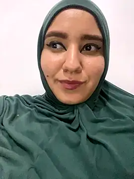 hannahayat online show from December 7, 3:04 am