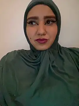 hannahayat online show from December 21, 3:20 pm